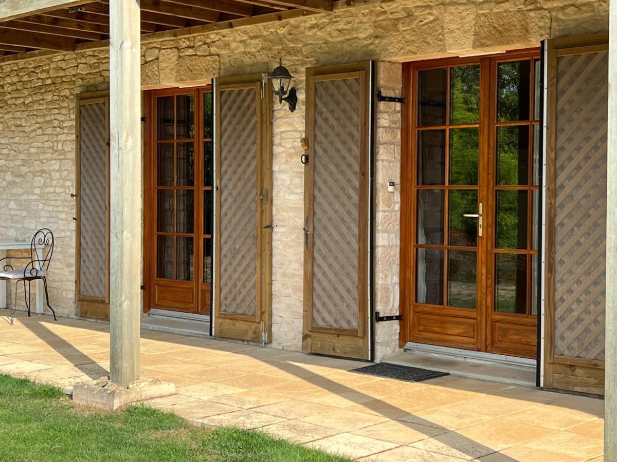 Lake Noble Saint-Germain-l'Aiguiller Exterior foto